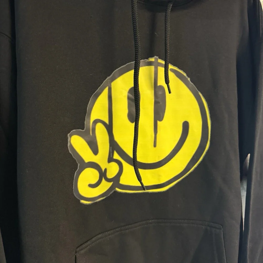 NEW Smiley Face Peace Sign Black Hoodie – Size Medium - Picture 2 of 5